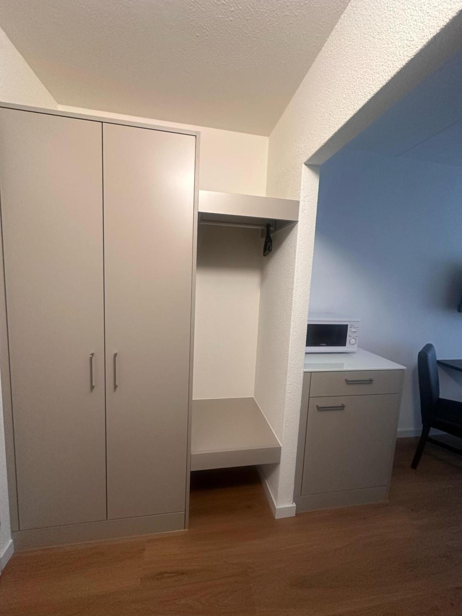 Swiss Star Zurich Airport - Self Check-In Apartment Kloten Exterior photo