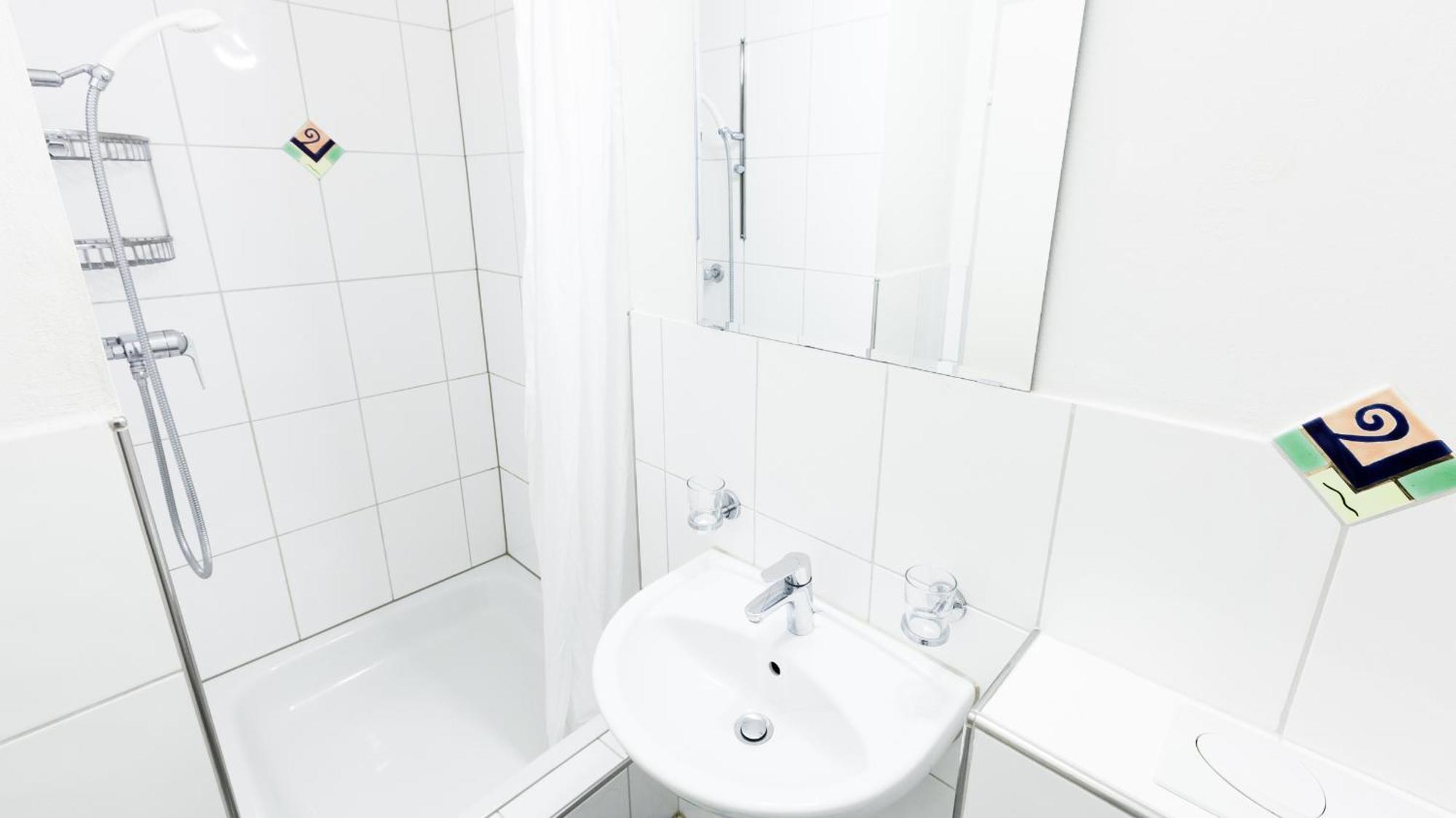 Swiss Star Zurich Airport - Self Check-In Apartment Kloten Exterior photo